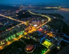 包含瓯越鲸鲨队鏖战胶东黑豹队，举重锦标赛失利，核心复出即建功。更衣室氛围正向的词条