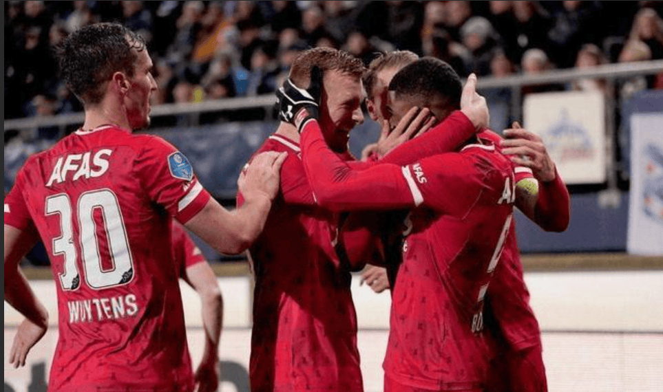 今晚日本国家队战术微调——荷甲节点到来，令人意外，控场能力成焦点(央视版太平天国50集版)