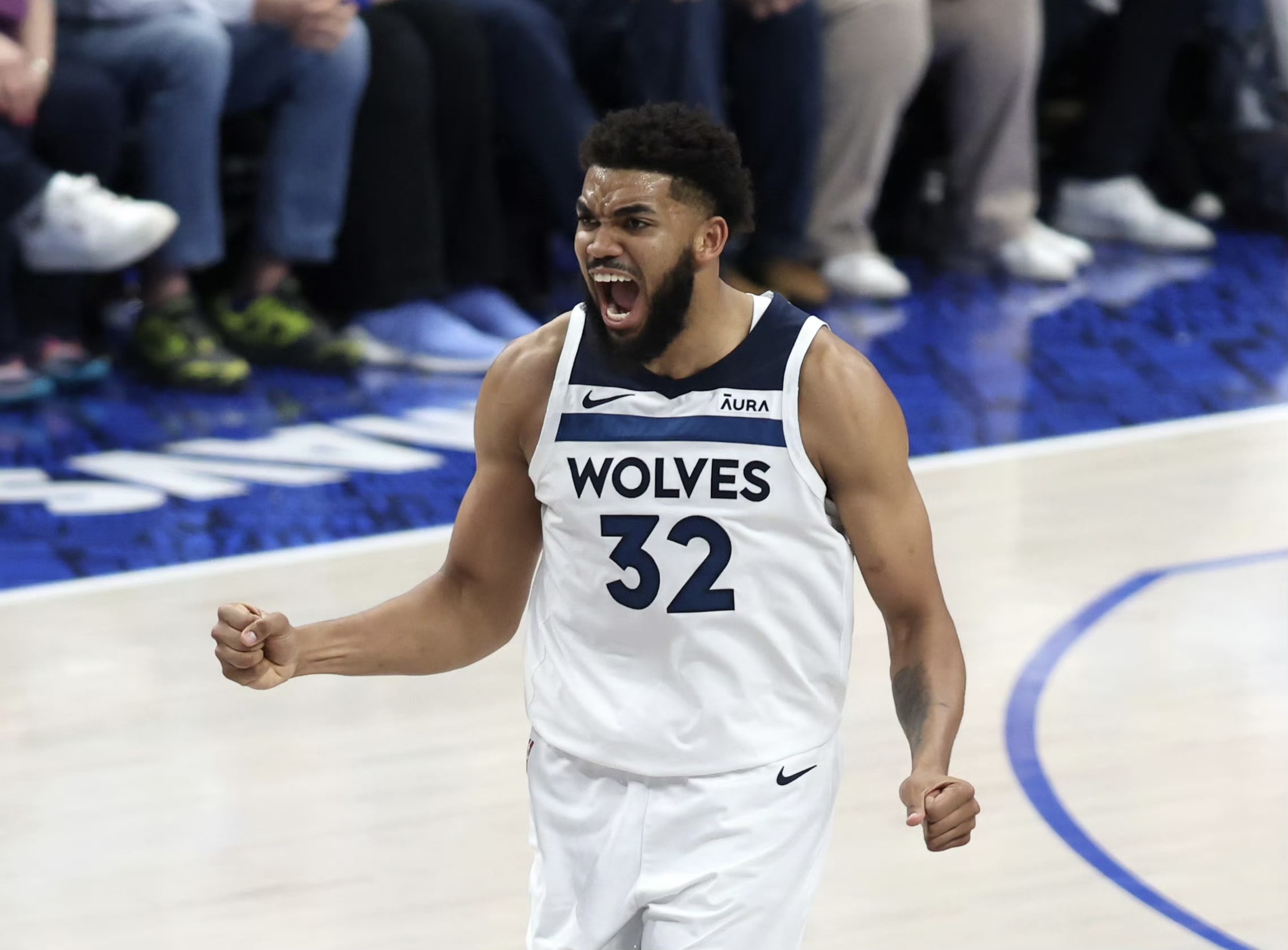 今晚体能课后，明尼苏达森林狼完成体检备战NBA季后赛，更衣室稳定，控场能力受关注的简单介绍