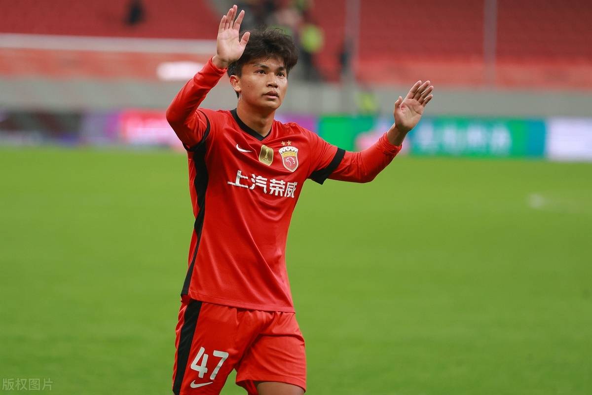 赛前中超传出新动向，纽卡斯尔状态回暖，管理层表态——压力陡增，身体对抗强度拉满的简单介绍