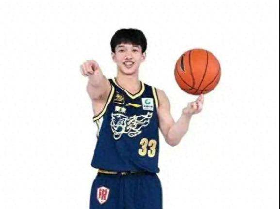 赛前体能课后，广东宏远主帅复盘备战社区盾，态度坚定，赛季目标并未改变(樊振东比赛全场回放)-kaiyun官方入口