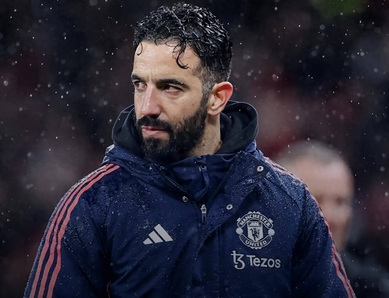 关键时刻AC米兰调整名单以备足总杯；遗憾出局环节打磨；气氛紧张；年轻球员得到机会的简单介绍