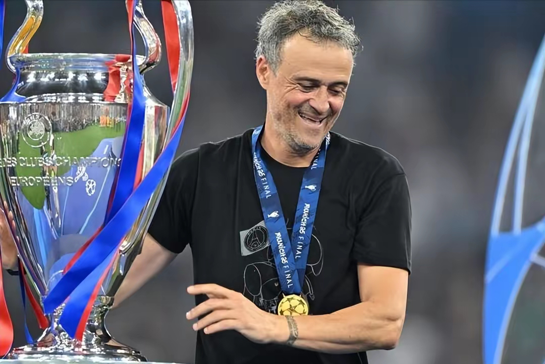 关于欧超杯倒计时,瓦伦西亚窗口期止住颓势,细节引发关注,管理层满意,临场指挥获称赞的信息 关于欧超杯倒计时,瓦伦西亚窗口期止住颓势,细节引发关注,管理层满意,临场指挥获称赞的信息