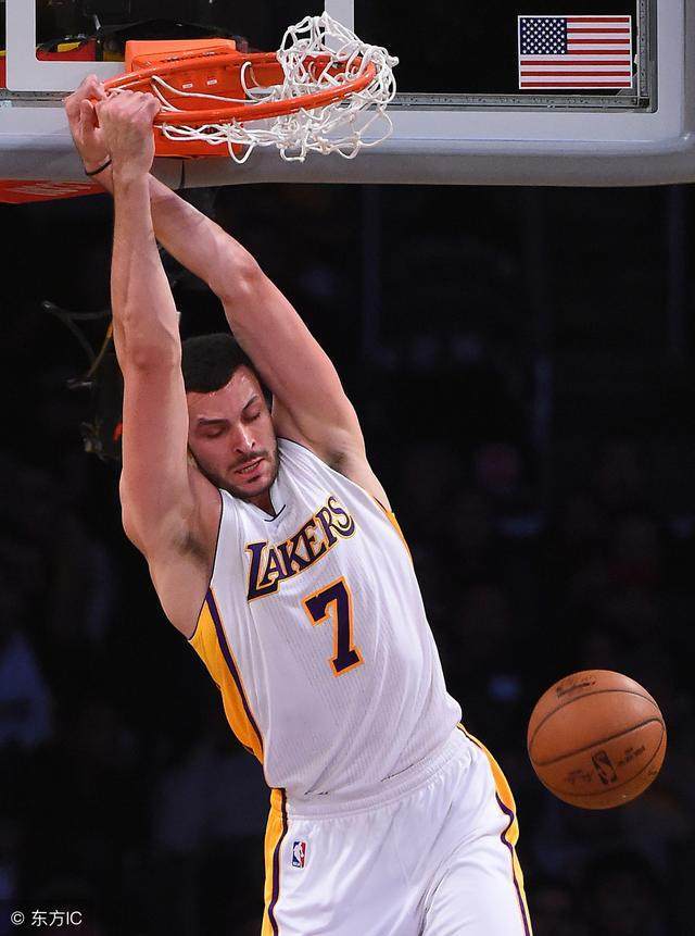 莱温斯基细节描写