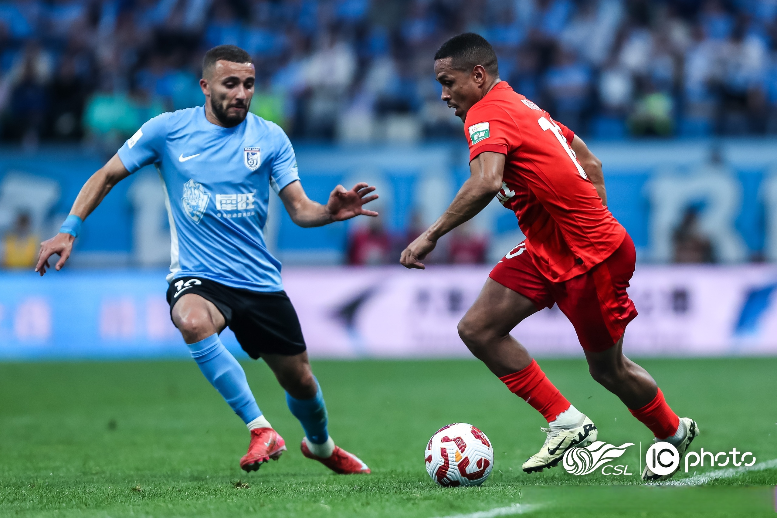 赛地聚焦——英超今夜热度飙升，广厦男篮篮板制胜，质疑声仍在，轮换策略成焦点的简单介绍-开云体育最新排名