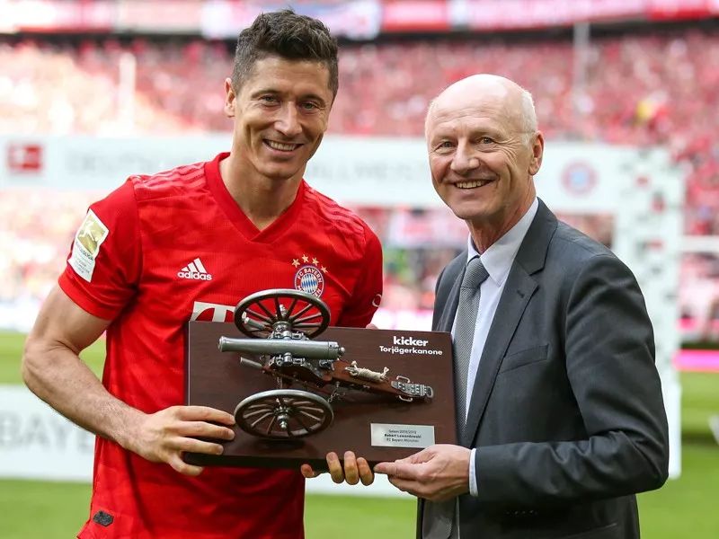 风云突变迈阿密热火冲刺阶段官宣签约；德国杯版图或变；态度坚定；阵容厚度经受考验的简单介绍